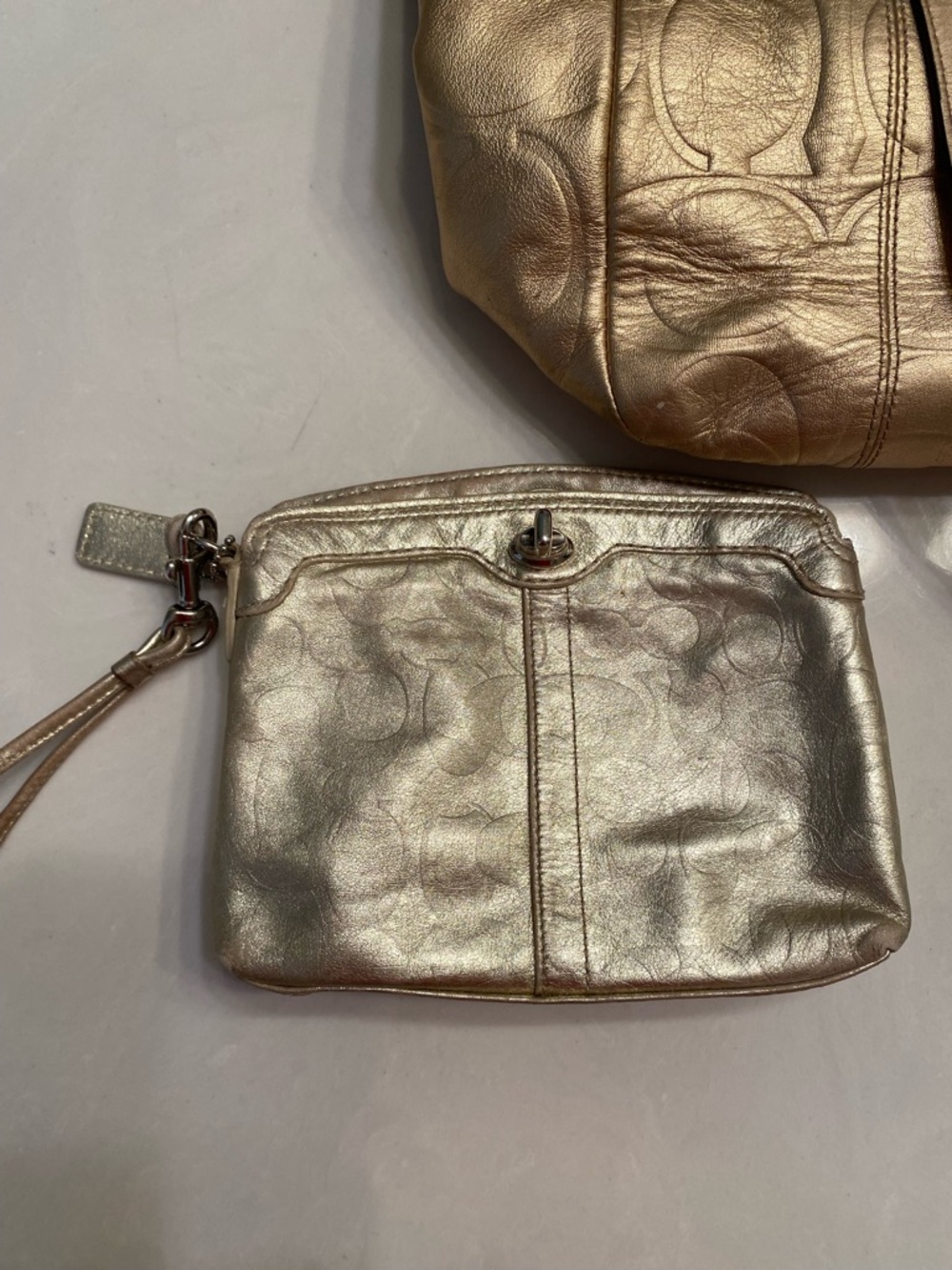 Coach Metallic Gold Leather Signature Tote with Matching Wristlet - Picture 8 of 11